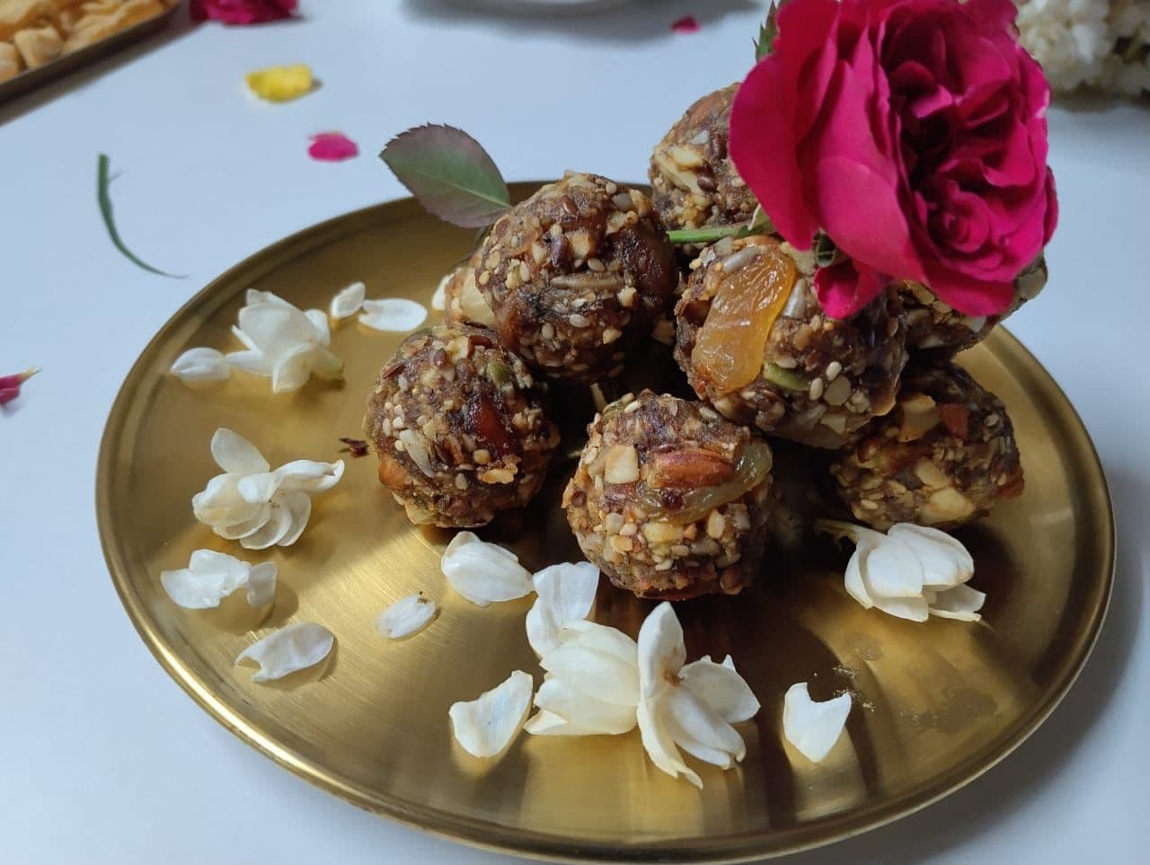 Dry Fruit Laddoo — Rasoi Tales