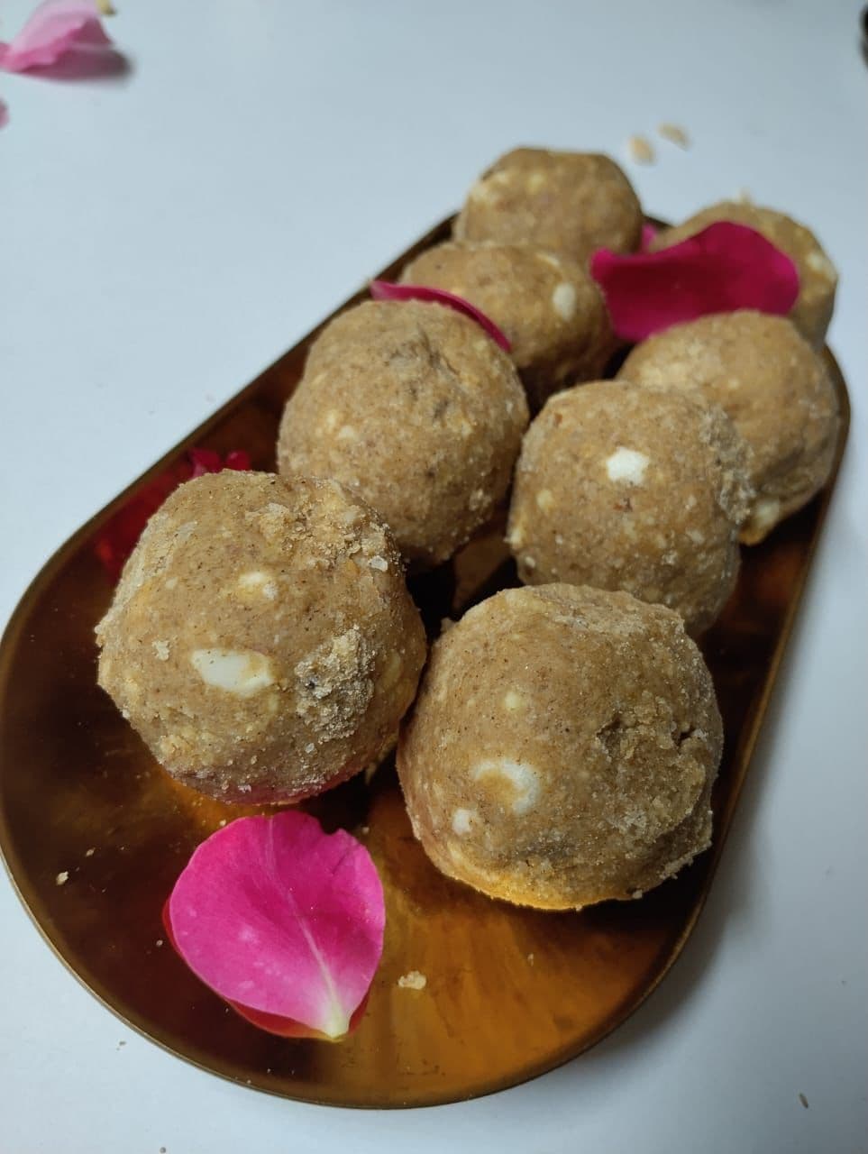 Multigrain Wheat Laddoo — Rasoi Tales