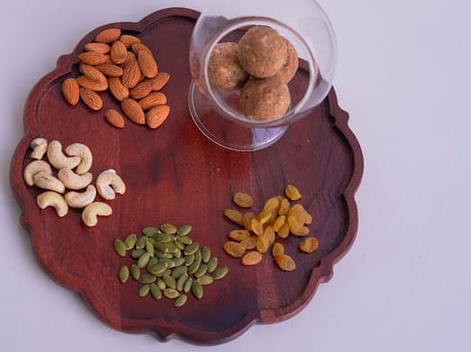 Multigrain Wheat Laddoo — Rasoi Tales