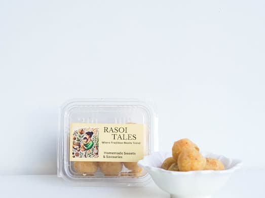 Coconut Laddoo — Rasoi Tales