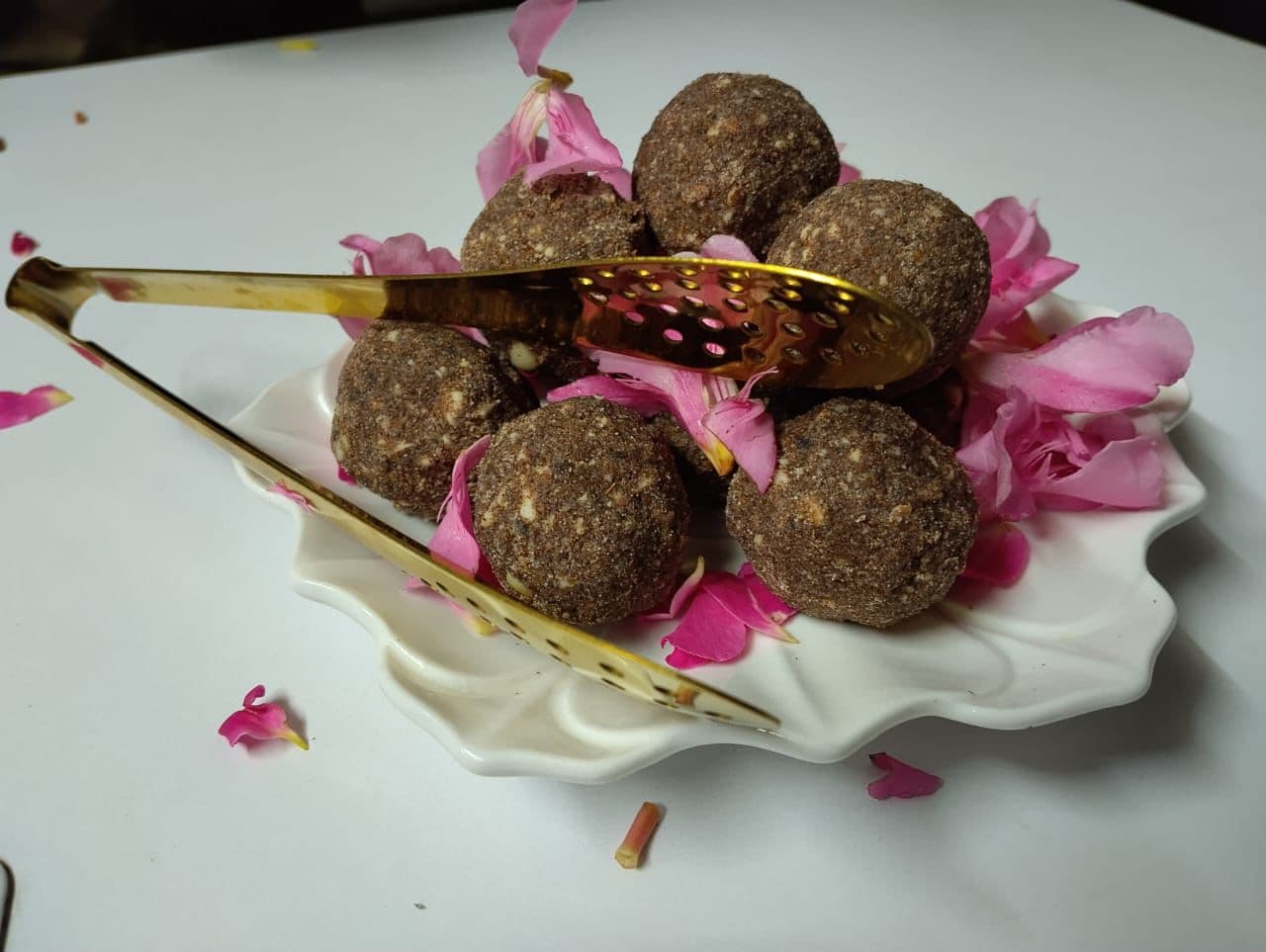 Mix Laddoo Box — Rasoi Tales